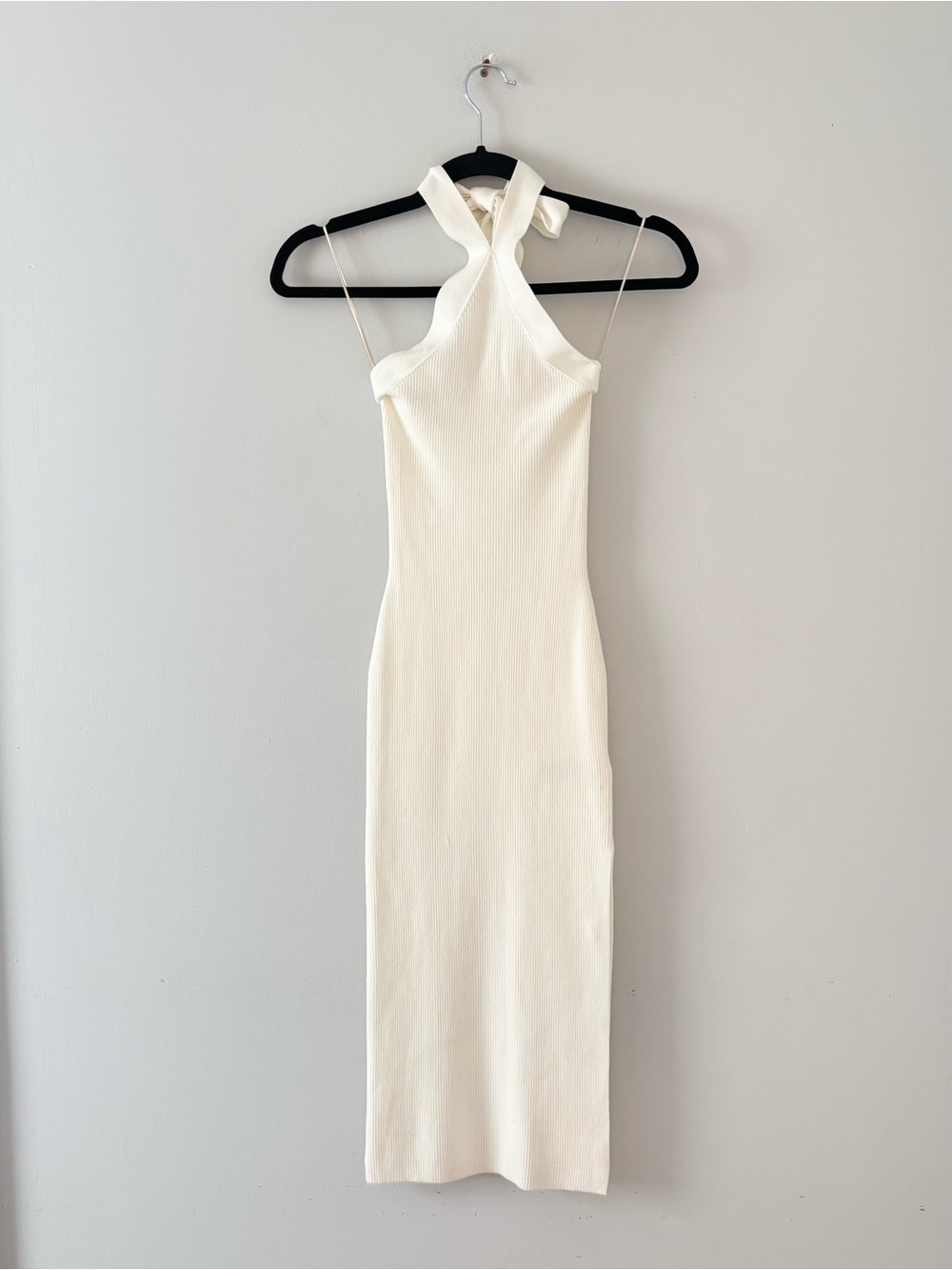Wilfred Cayenne Halter Dress in Light Birch Midi Side Slit Neck Tie Aritzia
